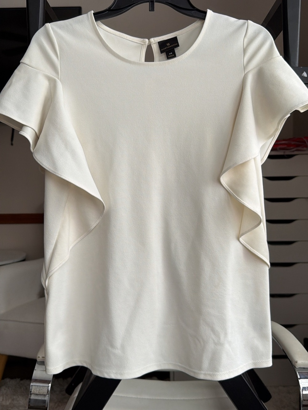 Worthington cream flutter sleeve top